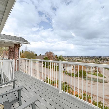 Inviting Great Falls Home With Wraparound Deck! Экстерьер фото