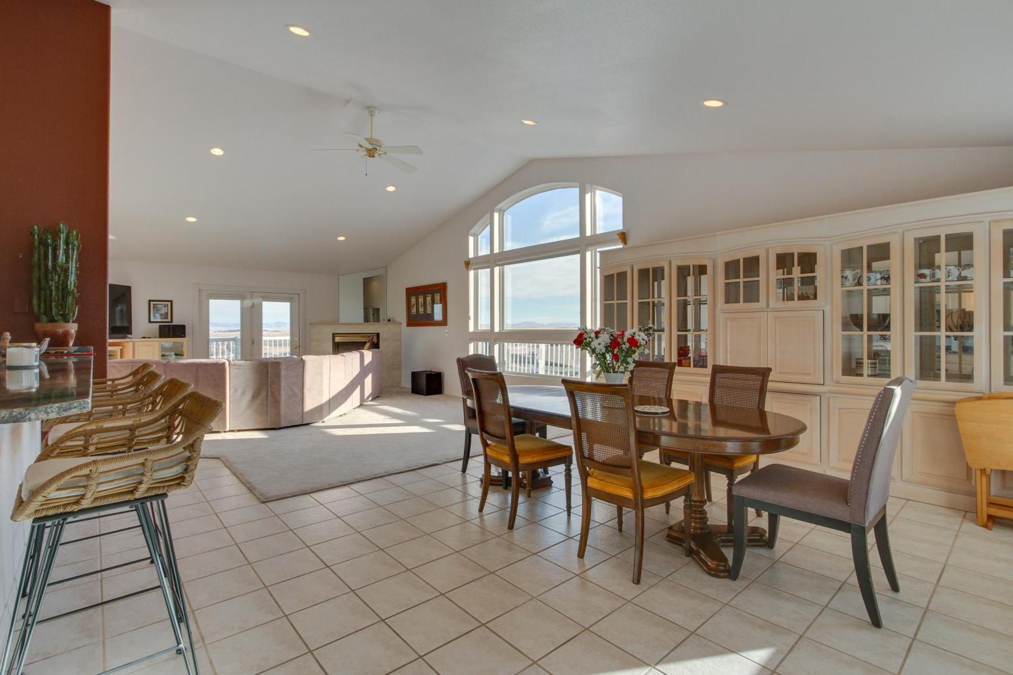 Inviting Great Falls Home With Wraparound Deck! Экстерьер фото